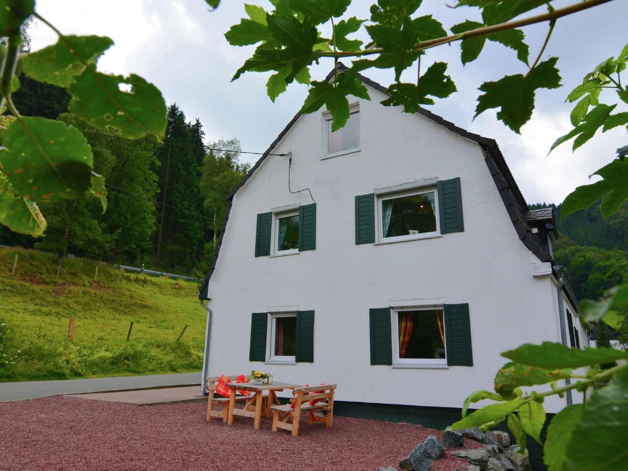 Fabulous Holiday Home In Olsberg Near Ski Area Elpe المظهر الخارجي الصورة